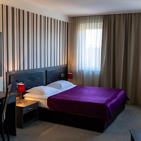 Art Hotel Slavonski Brod Extérieur photo