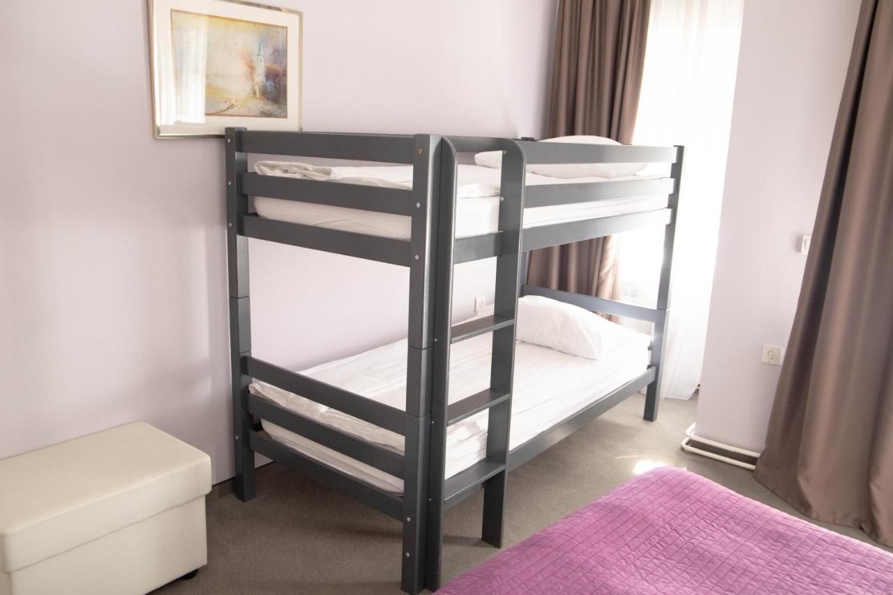 Art Hotel Slavonski Brod Extérieur photo