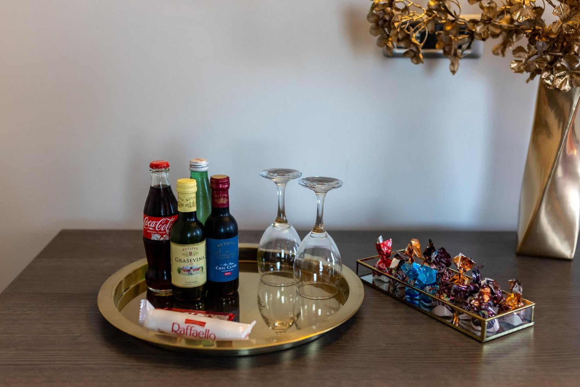 Art Hotel Slavonski Brod Extérieur photo