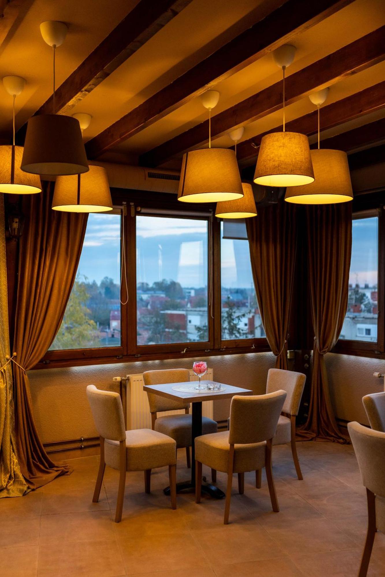 Art Hotel Slavonski Brod Extérieur photo