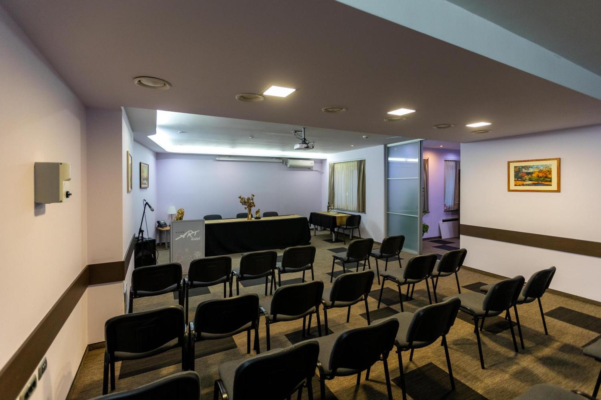 Art Hotel Slavonski Brod Extérieur photo