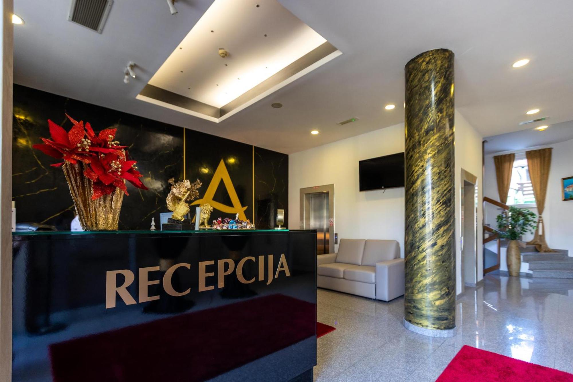 Art Hotel Slavonski Brod Extérieur photo