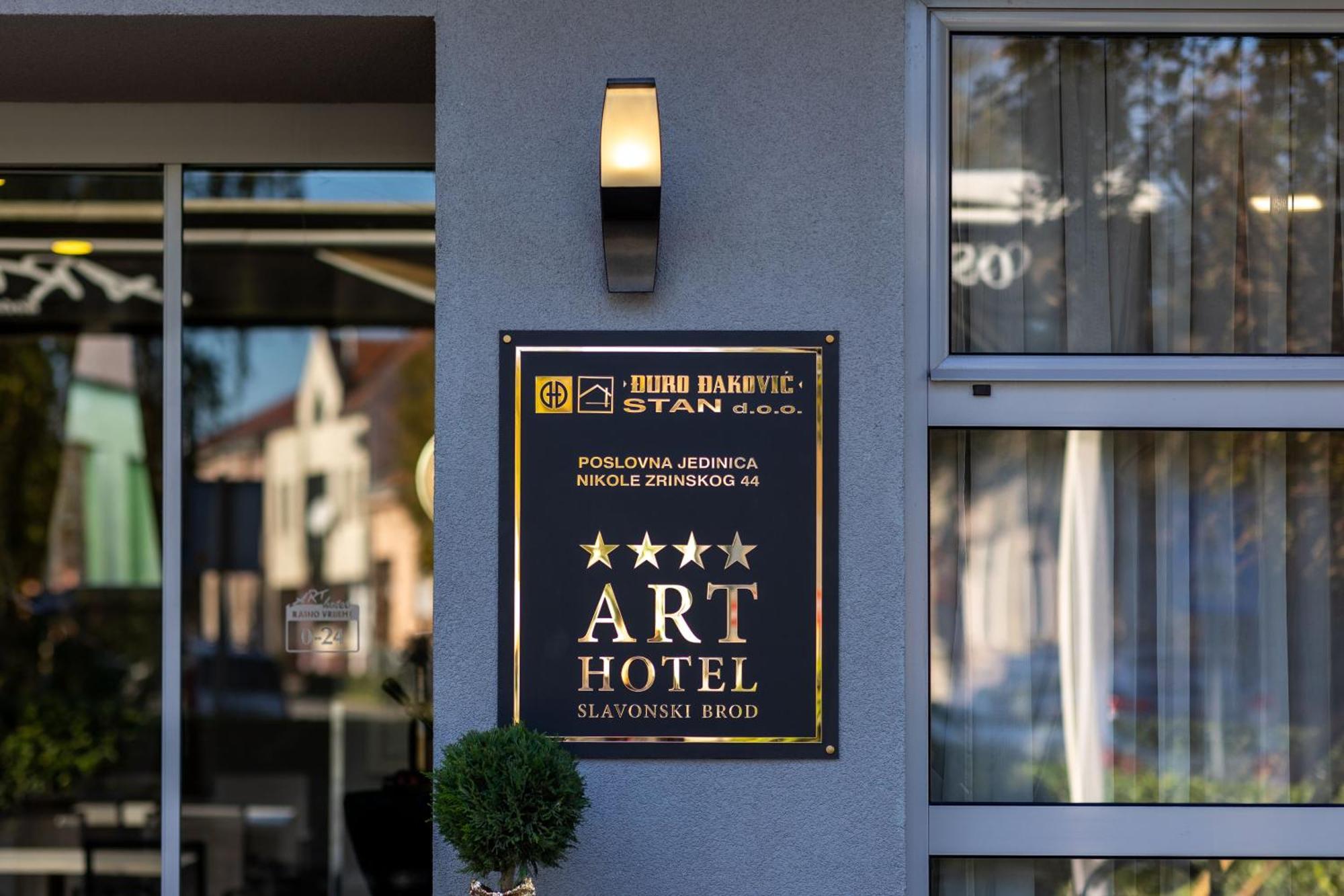 Art Hotel Slavonski Brod Extérieur photo